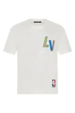 Louis Vuitton x NBA T-Shirt mit Logoprint in Weiß - Image 2