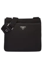Prada Schultertasche aus Re-Nylon und Saffiano-Leder