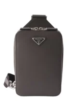 Prada Brique Tasche aus Saffiano-Leder in Rauchgrau