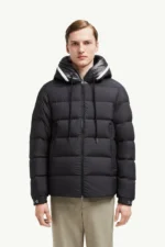Moncler Cardere Hooded Short Down Jacket Black - Obrázek 4