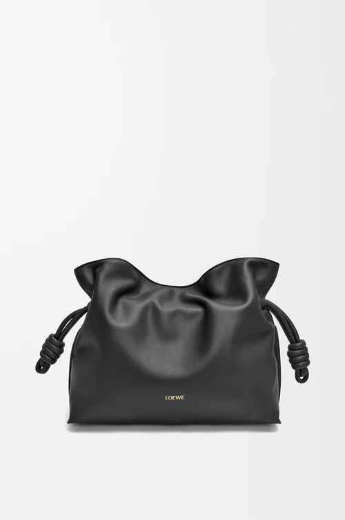 Loewe Medium Flamenco Clutch – Schwarz – Vorderansicht