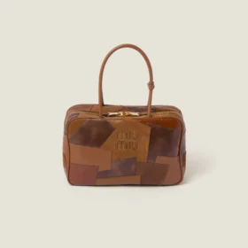 Miu Miu Beau Handtasche aus Patchwork-Leder – Cognac – Vorderansicht